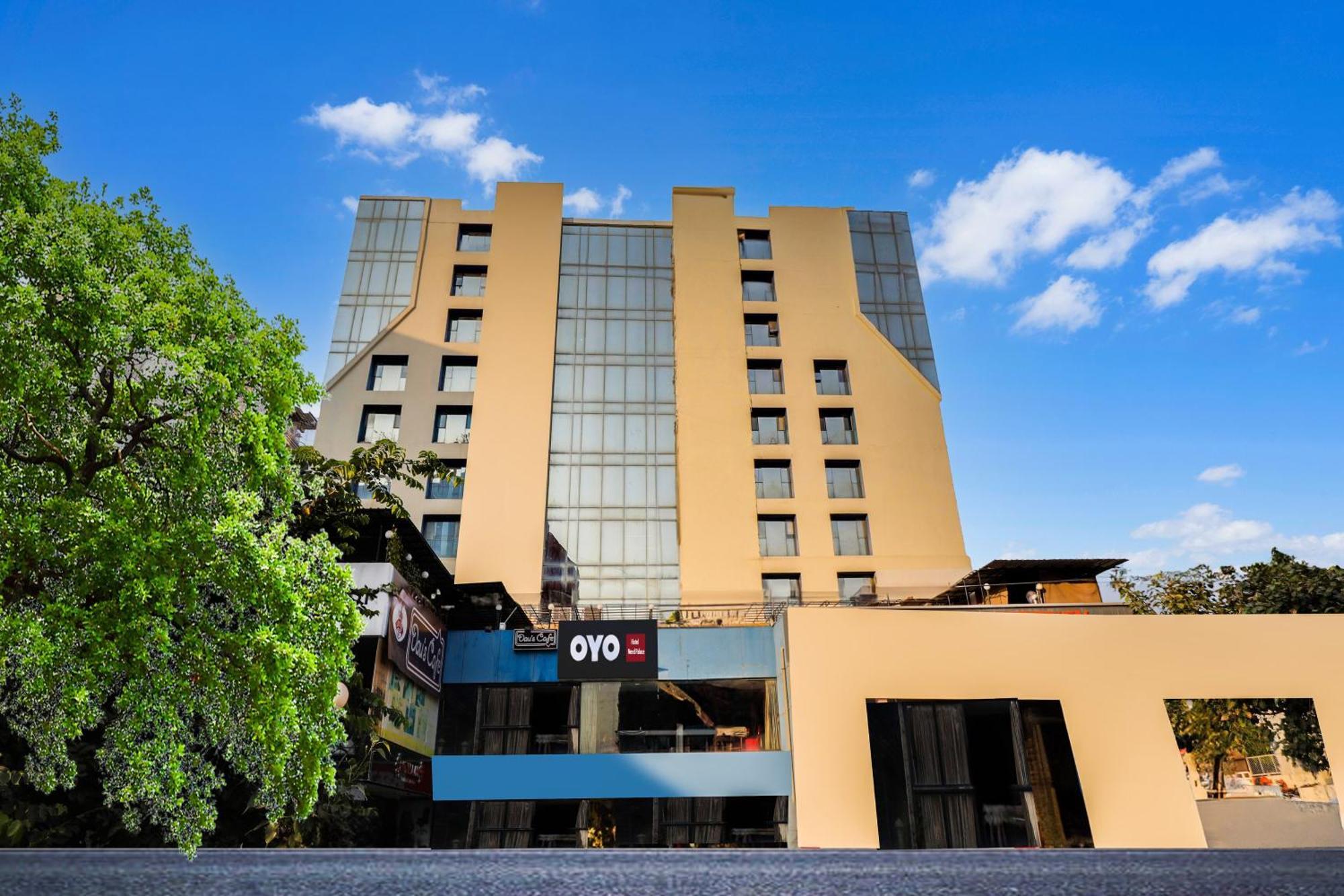 Hotel O Neek Palace Ahmedabad Exterior photo